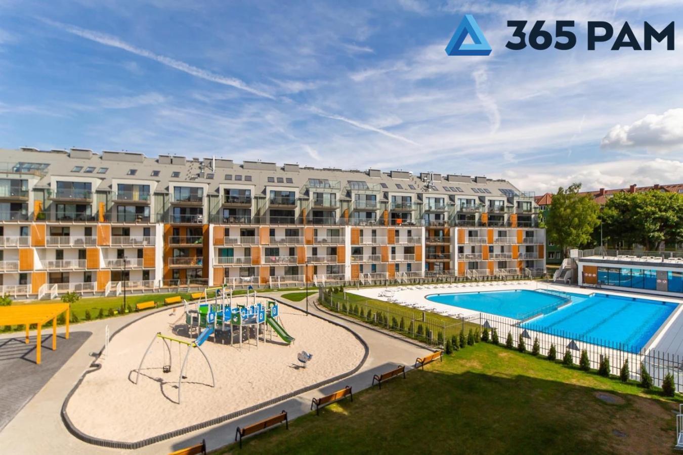 Feniks Kolobrzeg Podczele Basen, Silownia, Bawialnia - 365Pam Kültér fotó